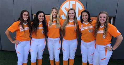 Vols softball - May 7, 2023 · Tennessee softball is the No. 1 seed in the 2023 SEC Softball Tournament, which begins Tuesday in Fayetteville, Arkansas. The Lady Vols were the regular-season champions, completing the regular ... 